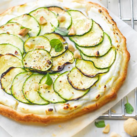 TH04_470x470-TH04_tarte-aux-courgettes-et-fromage-de-chevre-frais